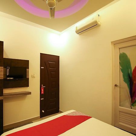 Hotel Oyo 10152 Rail View Residency Alappuzha Exteriér fotografie