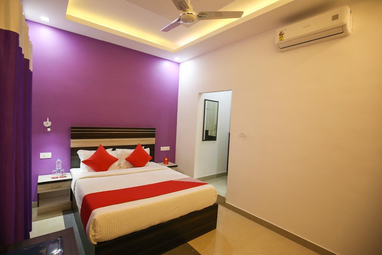 Hotel Oyo 10152 Rail View Residency Alappuzha Exteriér fotografie