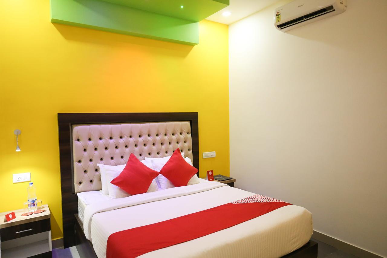 Hotel Oyo 10152 Rail View Residency Alappuzha Exteriér fotografie